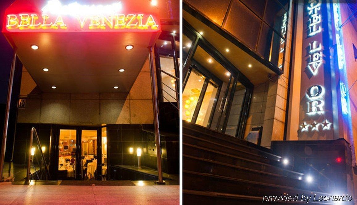 Kosher Hotel Lev Or Bukares Bagian luar foto