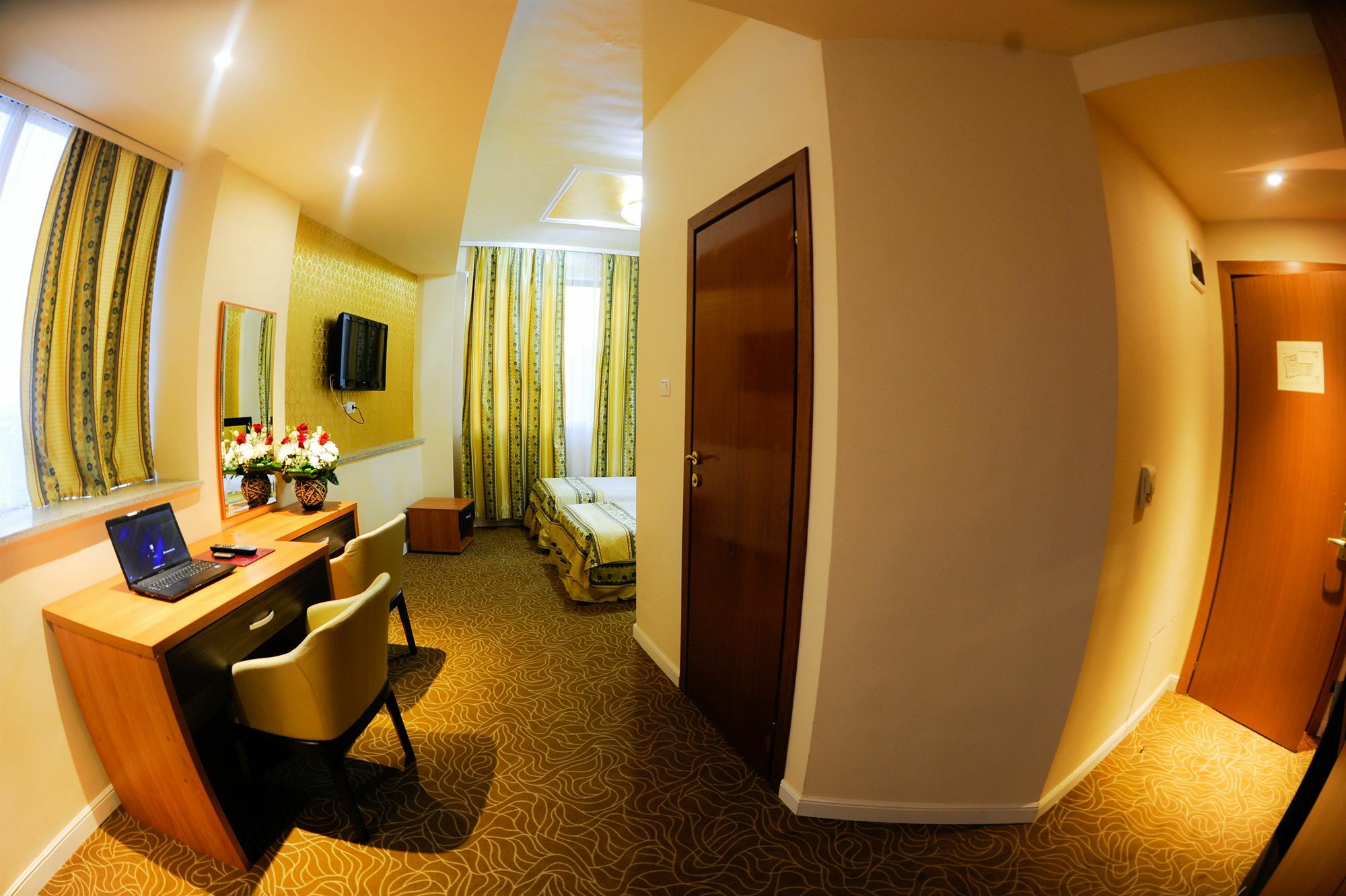 Kosher Hotel Lev Or Bukares Bagian luar foto